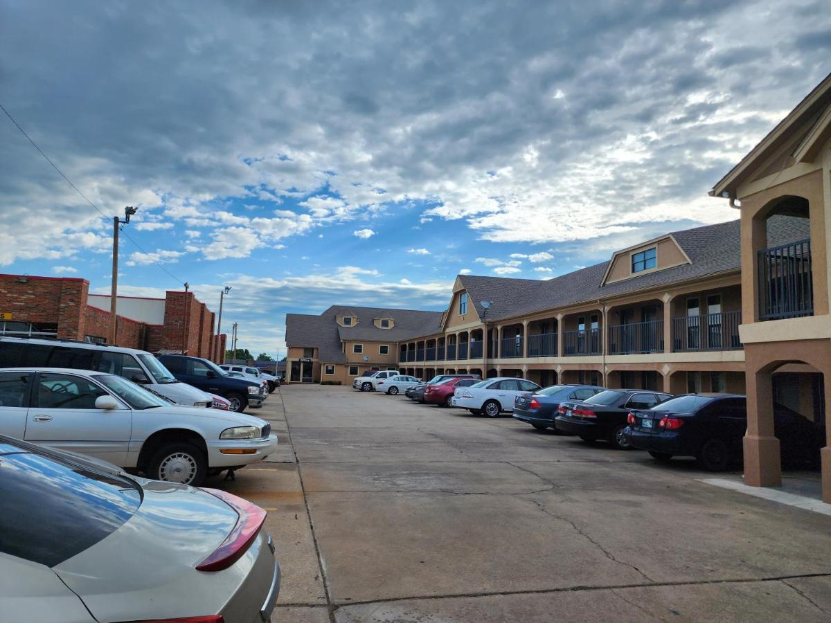 Executive Inn Oklahoma City Exterior photo